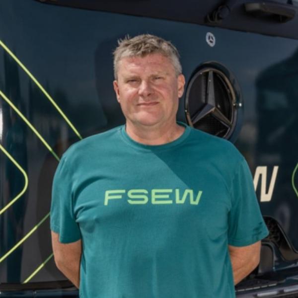 Geoff Tomlinson